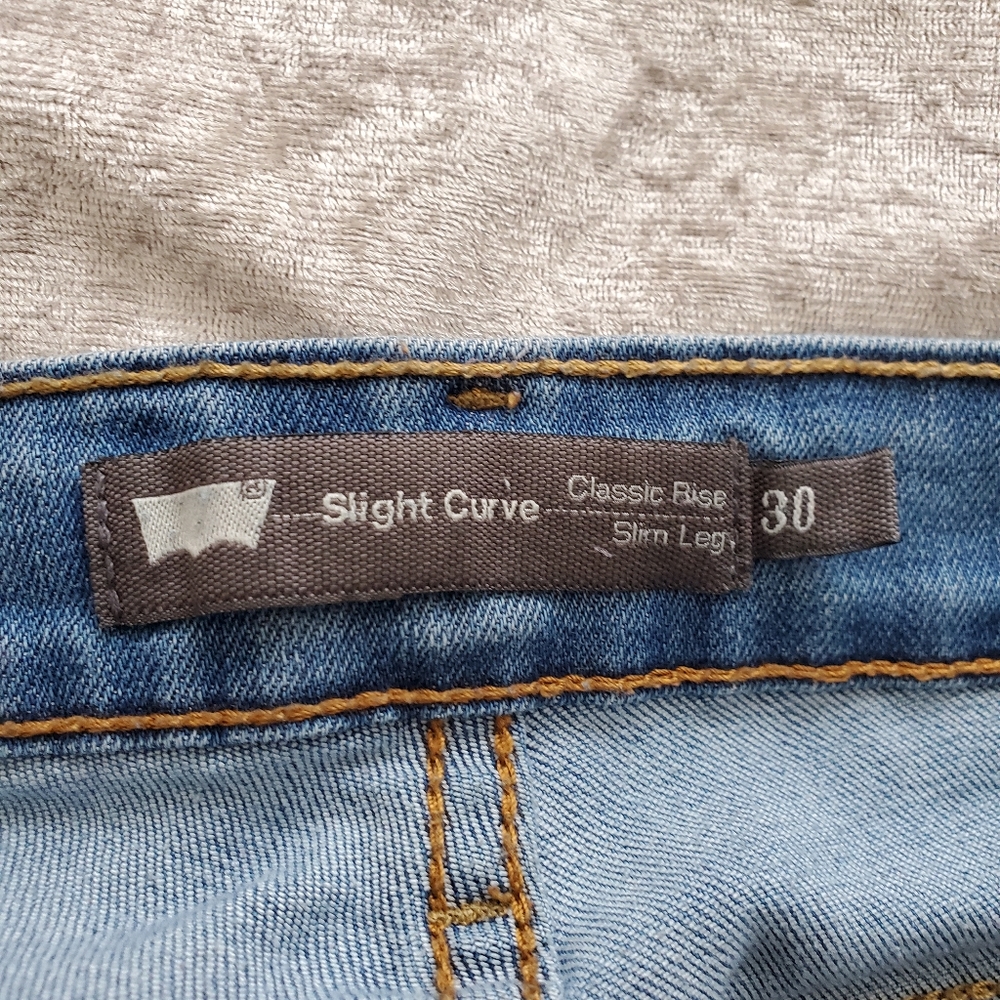 Slight Curve Classic Rise Jeans - Picture 4 of 5